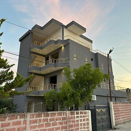 Mico'S Apartments Vlorë 외부 사진