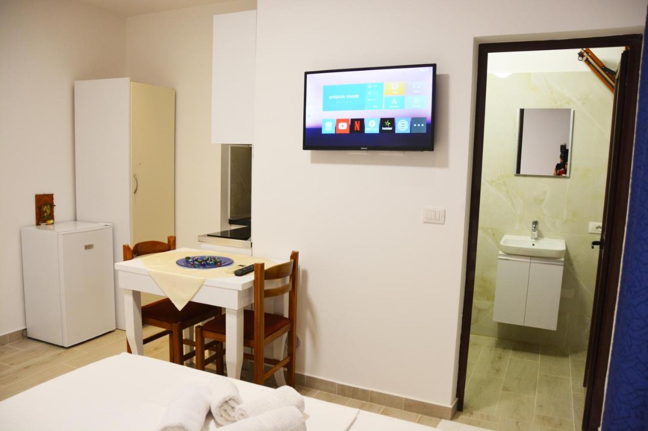 Mico'S Apartments Vlorë 외부 사진