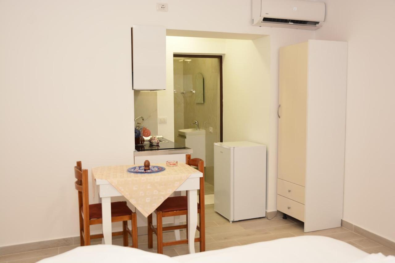 Mico'S Apartments Vlorë 외부 사진