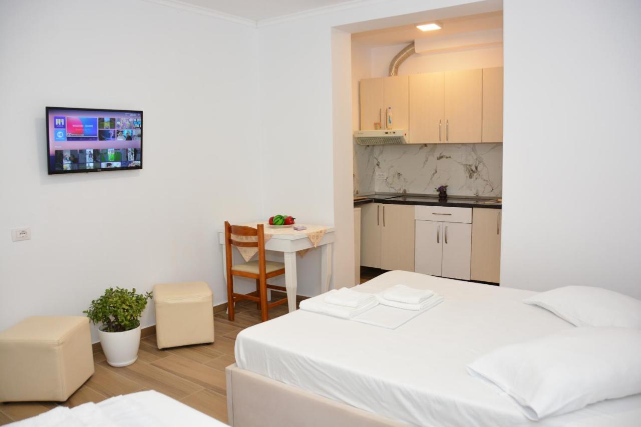 Mico'S Apartments Vlorë 외부 사진