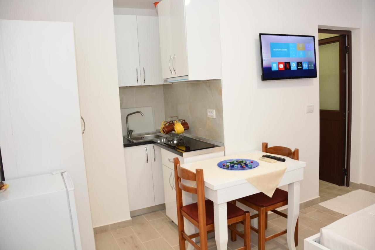 Mico'S Apartments Vlorë 외부 사진