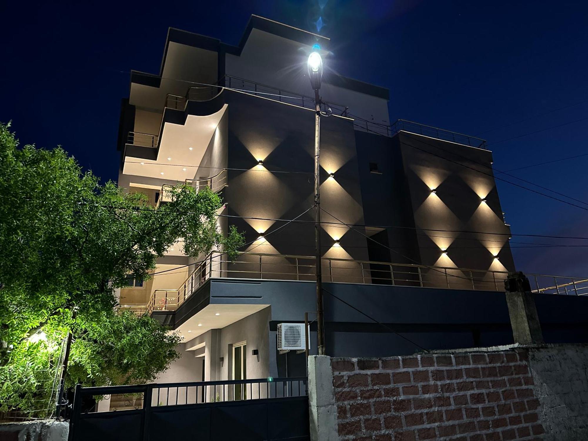 Mico'S Apartments Vlorë 외부 사진